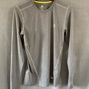 Men’s small Russel Athletic dri-power tee